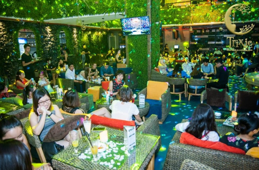 Trixie – Quán cafe view đẹp chụp ảnh check in ở Hà Nội