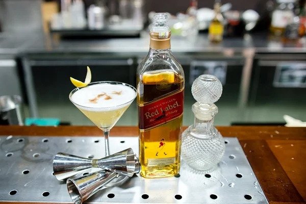 Top 3 loại rượu nền pha chế cocktail