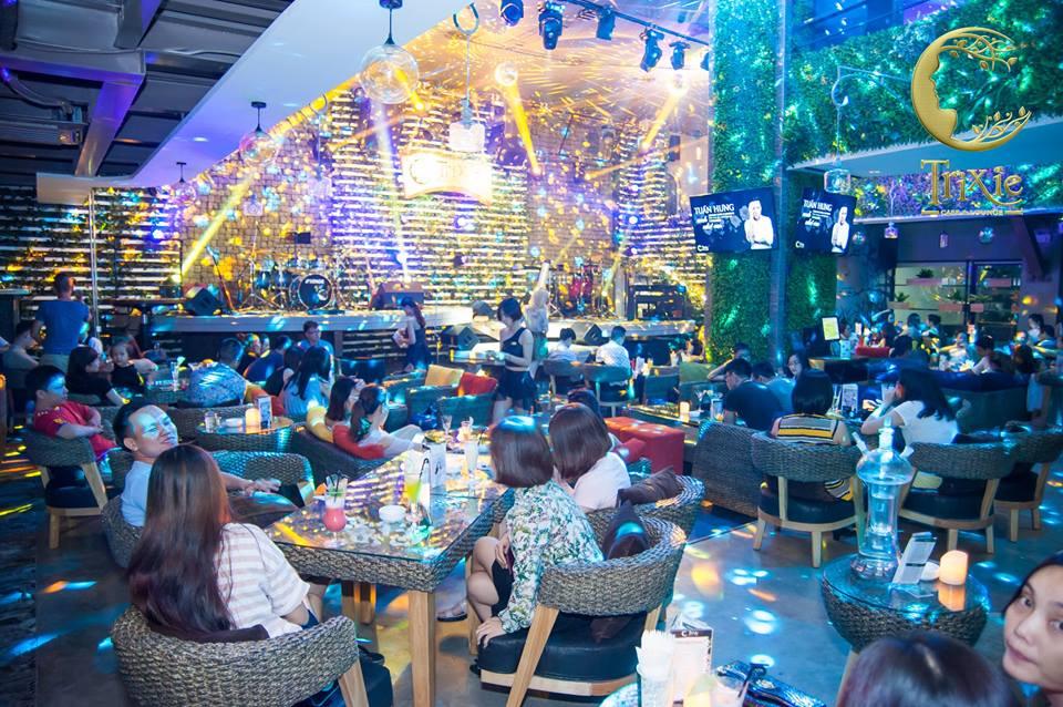 “Lạc trôi” tới quán cà phê nhạc sống cực chất ở Hà Nội