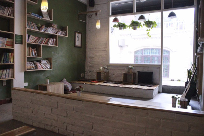 Quán cafe yên tĩnh để học bài ở Hà Nội Book'n Coffee