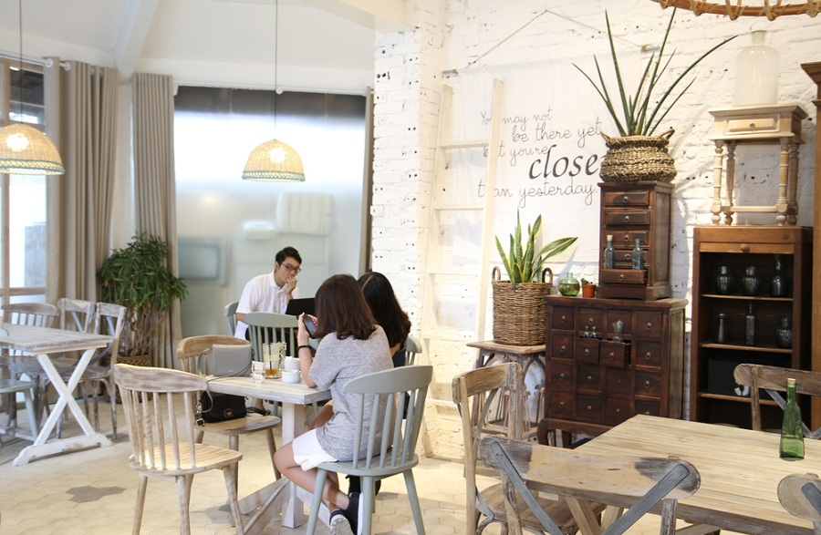 Địa điểm cafe lãng mạn ở Hà Nội Jouri Dessert & Tea