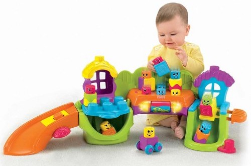 Những món đồ chơi sẽ giúp bé phát triển cả thể chất và trí tuệ 