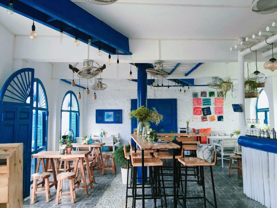 Địa điểm cafe đẹp ở Hà Nội Santorini Vibes