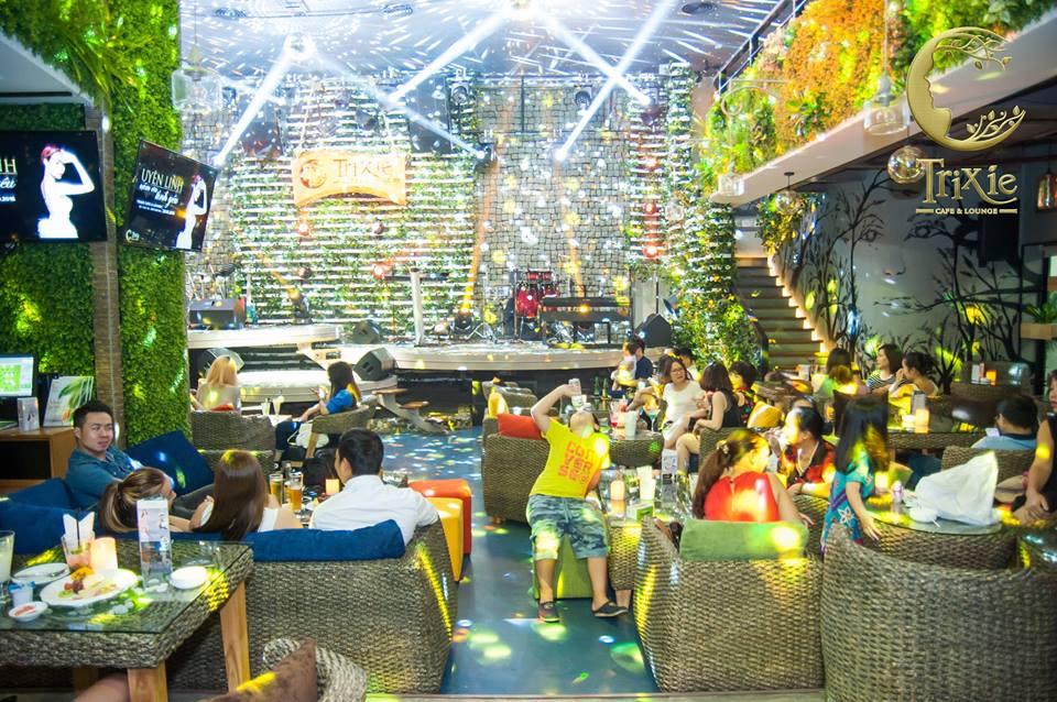 Quán café riêng tư với không gian đẹp nhất của Hà Nội : Trixie café 