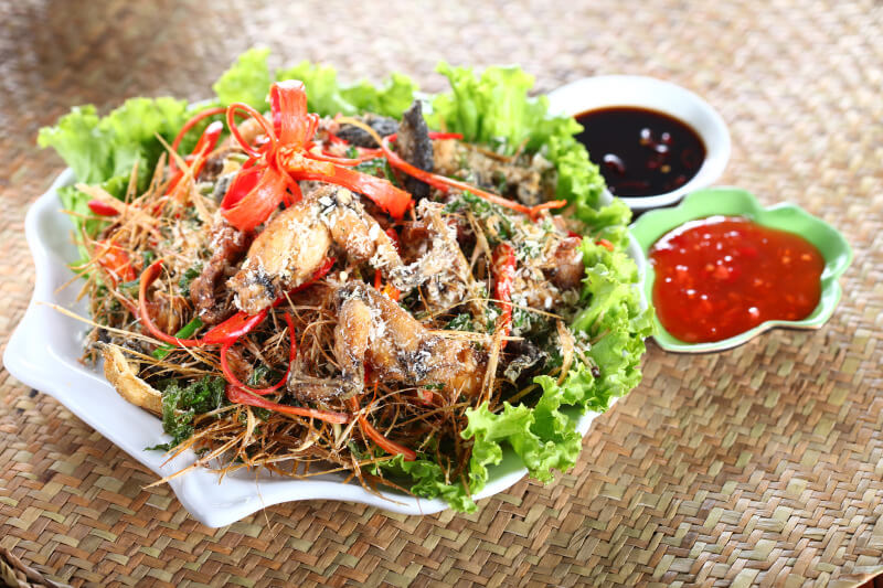 Ếch rang muối