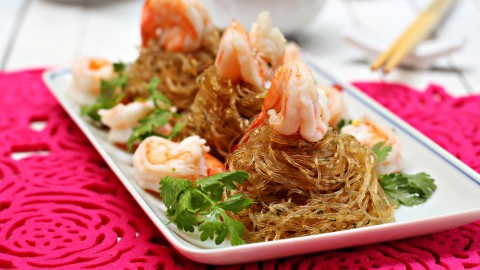 Tôm sú hấp miến kiểu thái