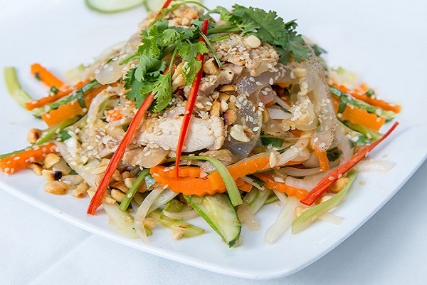 Gỏi sứa xoài siêu cay