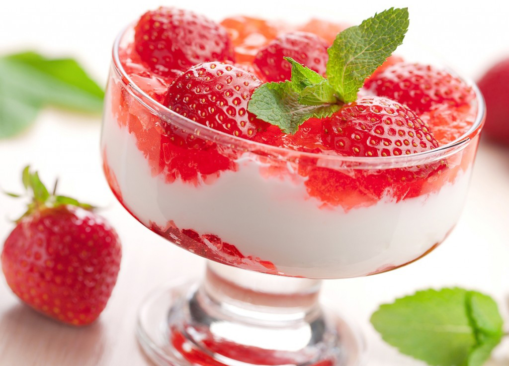 Yoghurt dâu