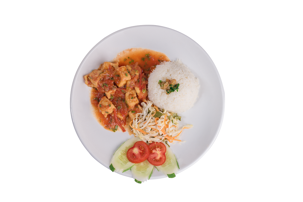 cơm thịt đậu sốt cà chua