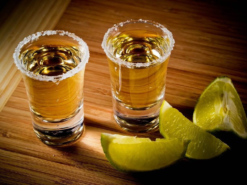 Tequila (rượu ly)